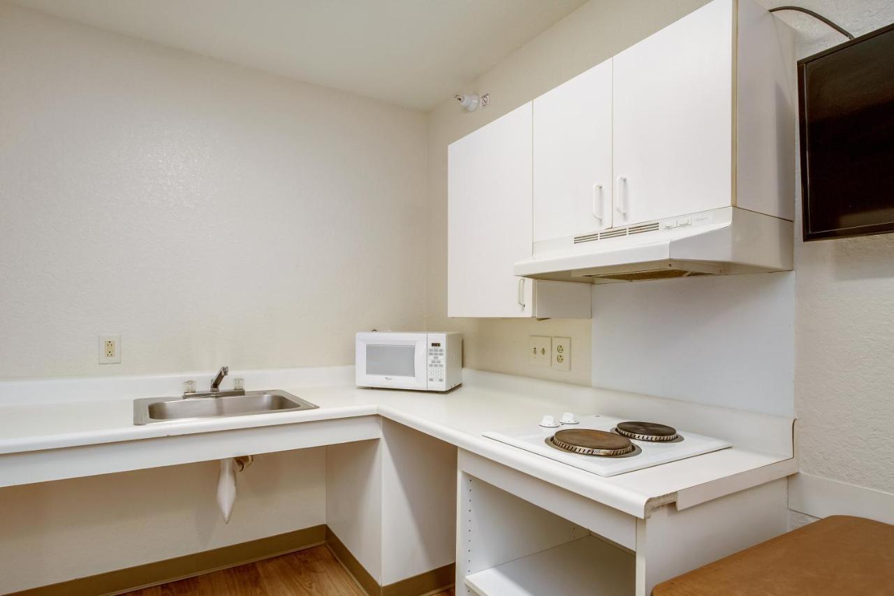 Hometowne Studios By Red Roof Philadelphia - Maple Shade, Nj Extérieur photo