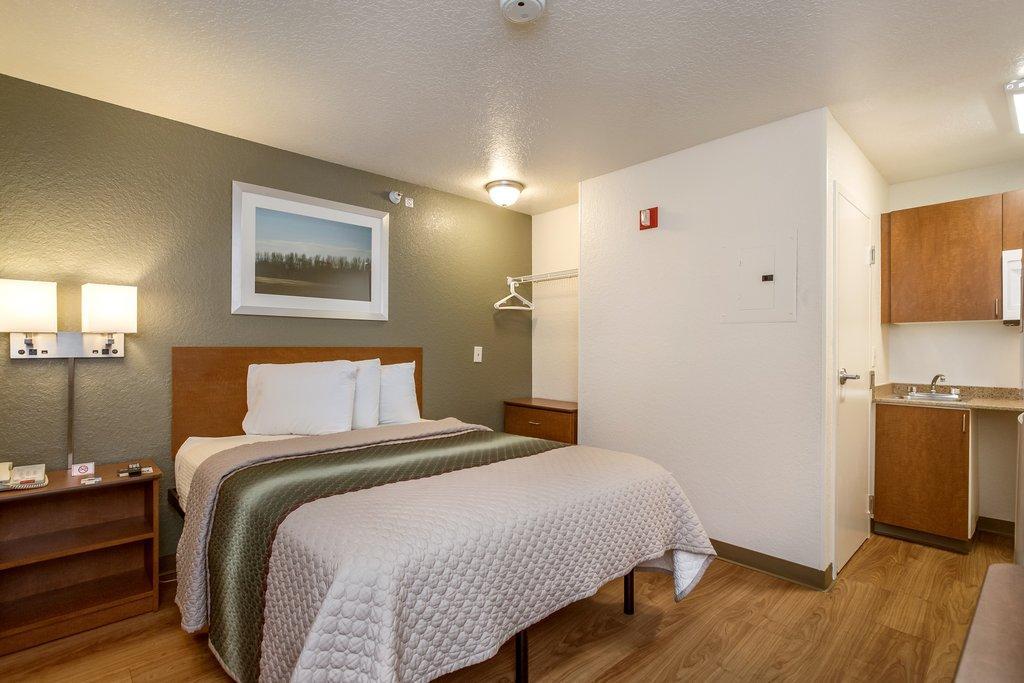 Hometowne Studios By Red Roof Philadelphia - Maple Shade, Nj Extérieur photo